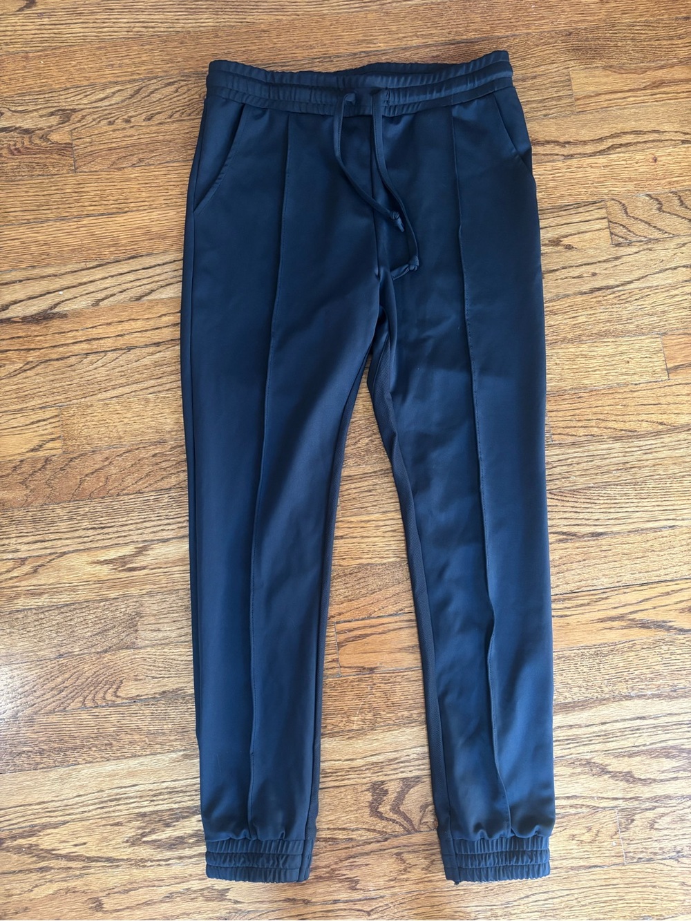 Buff bunny joggers size large